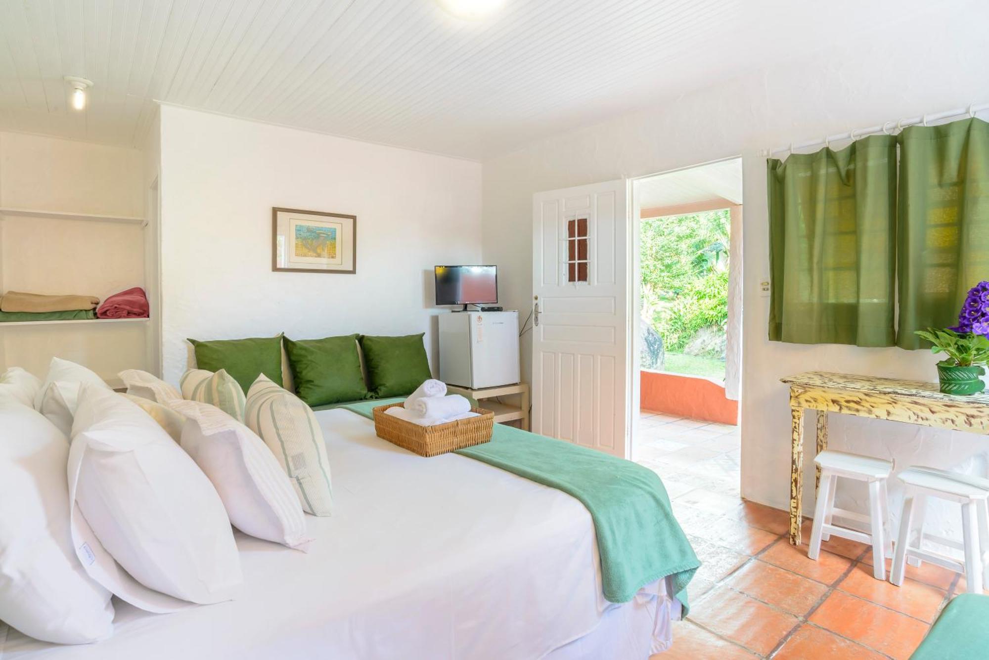 Velinn Pousada Bromelias Ilhabela Room photo