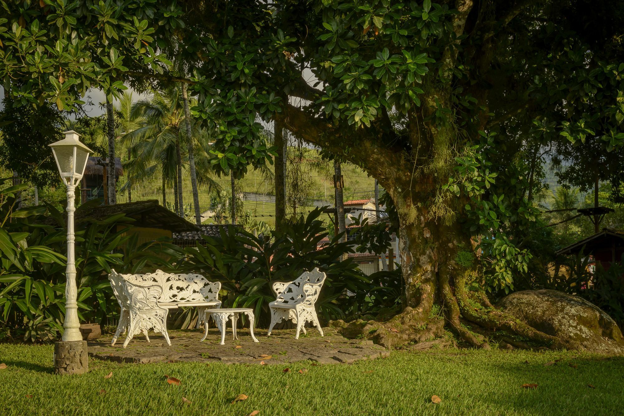 Velinn Pousada Bromelias Ilhabela Exterior photo